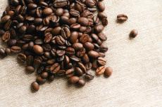 コーヒーに含まれるカフェインの量は危険？効果や持続時間まで解説！