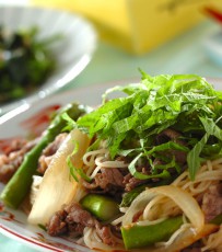 今日の献立は「中華風素麺チャンプルー」