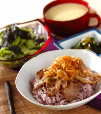 今日の献立は「焼き肉ライス」