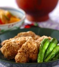 今日の献立は「鶏肉のゴマみそ焼き」