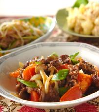 今日の献立は「牛肉とトマトのオイスター炒め」