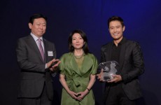イ・ビョンホン、アジア・ソサエティー文化外交賞を受賞