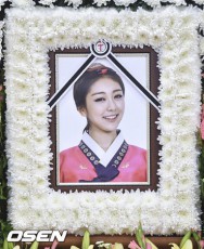 福島出身「LADIES' CODE」故リセ、9日の葬儀後は日本に納骨