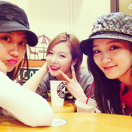 ヒョナ フェイ ジア 旧正月に 美女のすっぴん会 記事詳細 Infoseekニュース