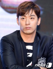 俳優チュ・ジンモ側、中国女優との交際を否定 「親しい友人だが、恋人関係ではない」