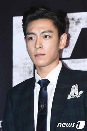 「BIGBANG」T.O.P、義務警察の選抜試験を受験