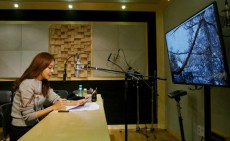 女優ソ・ユジン、映画「シーソー」で画面解説ナレーションの才能寄付