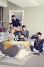 「VIXX」、学生服モデルに抜てき…旬のアイドルの証