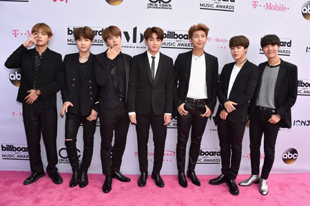 「防弾少年団」、「BBMA」で「Top Social Artist」賞を受賞！　“K-POPグループ初”