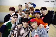 全文 Wanna One デビュー前から過激ファンに苦悩 事務所側 安全心配 危険なレベル 記事詳細 Infoseekニュース