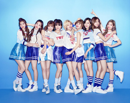 【公式】「TWICE」の所属事務所JYP側「塩酸テロ脅迫事件、6日警察署に告発状を提出」