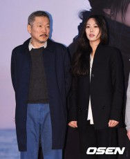 ホン・サンス監督側、”不倫説”女優キム・ミニとの新作撮影の報道に言及 「確認できてない」