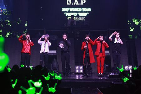 「B.A.P」、18カ国で4万5千人を動員のワールドツアー大盛況で幕