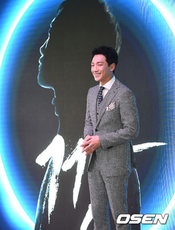 “カムバック”Rain(ピ)「今年は（個人的に）うれしい出来事が多かった。とても幸せだ」