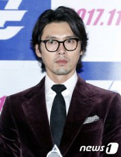 俳優ヒョンビン側、SBS新ドラマ「キツネ新妻星」出演報道を否定… 「確定NO、検討中」