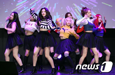 「MOMOLAND」の新曲に盗作疑惑…シンサドンホレンイ側「盗作ではない…ジャンル的な類似性」