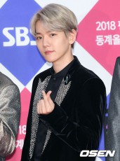 「EXO」BAEK HYUN、SNSライブで一般人の電話番号を公開し物議