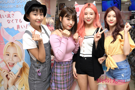 【イベントレポ】「MOMOLAND」（モモランド）ジュイ、デイジー、ヘビン、アイン“MOMOLAND旋風“でパニックの新大久保で韓国コスメをPR