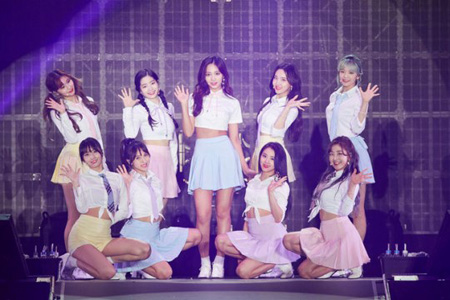 【公式】「TWICE」、バラエティ「アイドルルーム」出演へ＝7月中に放送