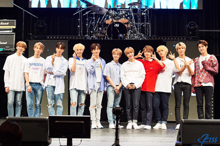 【会見レポ】超大型新人のDanceグループ「ONEUS」とBandグループ「ONEWE」、デビュー前に初来日記者会見開催