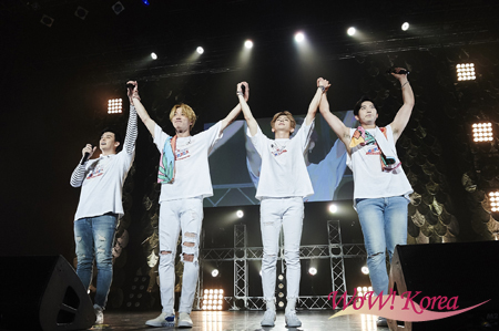 【公演レポ】「U-KISS」、ファン愛にあふれた2年ぶり夏ツアー大成功！　「僕ら4人、そしてスヒョンさんは『KISSme』のことが大好き！　」