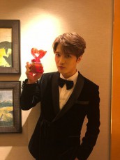 ジェジュン（JYJ）、中国「2018 Cosmo beauty Awards」で賞を受賞