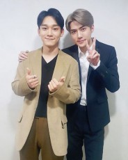 チェン＆セフン（EXO）、音楽会でも一緒の仲…温かい友情