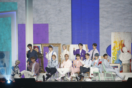 イベントレポ】「SEVENTEEN」、大先輩「SUPER JUNIOR」のライブで イベントレポ】「SEVENTEEN」、大先輩「SUPER JUNIOR」のライブで