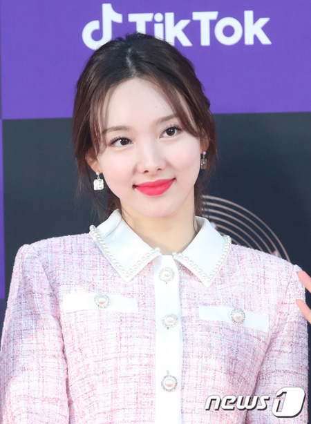 ナヨン（TWICE）のストーカー、再び一方的なメッセージ 「本当に愛してる…対話したい」