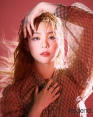 Ailee、グラビアでコケティッシュな魅力をアピール…コロナ克服「常緑樹」プロジェクトにも参加