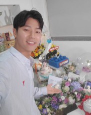 【トピック】「CNBLUE」カン・ミンヒョク、誕生日のお祝いに感謝