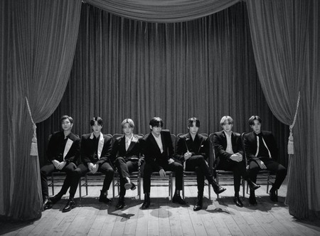 「BTS（防弾少年団）」日本正規4集、二日連続オリコンデイリーアルバムチャート1位…50万枚突破