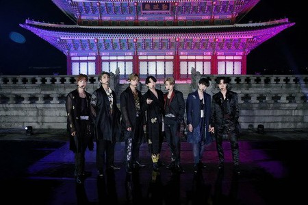 伝統衣装に身を包んだ「BTS（防弾少年団）」、景福宮から世界に向けて