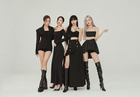 【公式】「BLACKPINK」、「THE ALBUM」が英オフィシャルアルバムチャートで2位に…K-POPガールズグループ最速＆最高記録