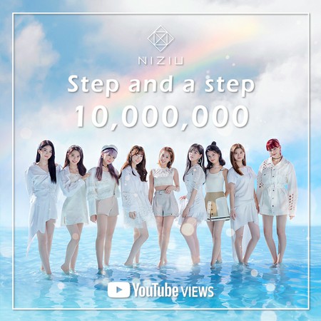 「NiziU」、デビュー曲「Step and a step」MVが公開1日足らずで1000万回突破…「ベストアーティスト2020」で世界初パフォーマンス