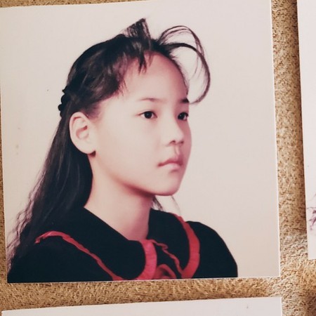 「歳月が…」女優のユジン（S.E.S）、5年生の時の証明写真を公開、すでに完成されたビジュアル