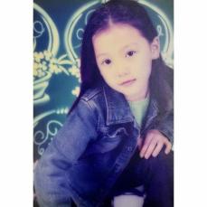 「KARA」出身の知英（ジヨン）、子供時代の写真を公開＝7歳にして並外れた美しさ