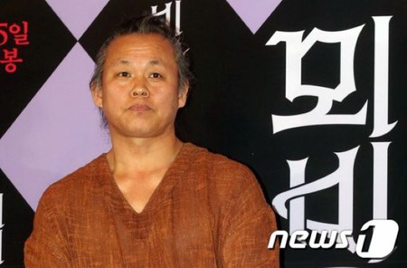 故キム・ギドク監督側、“＃MeToo”支援女性団体を相手の訴訟を取り下げていた…告発女優やMBCとの裁判は進行中