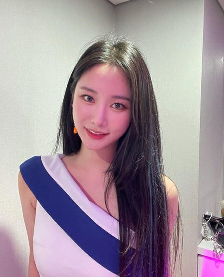 ミニョン（Brave Girls）、彫刻のような美貌を披露｜Infoseekニュース