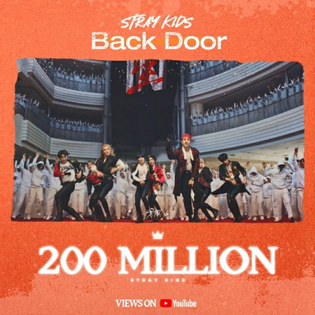 【公式】「Stray Kids」、「Back Door」MVが2億ビューを突破