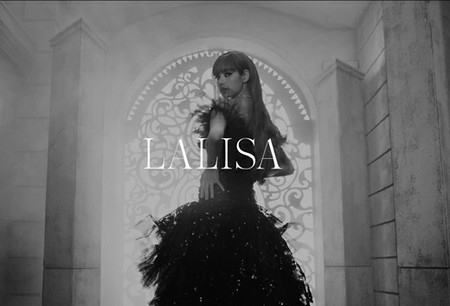 「BLACKPINK」LISA、タイトル曲「LALISA」MVティザー映像を公開