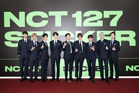 「NCT 127」、「Sticker」が米国ビルボード200 3位にランクイン