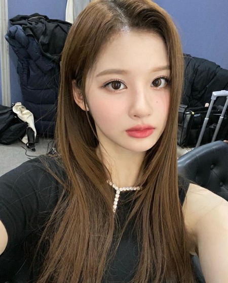 JYP新人”ソリュン（NMIXX）、非現実的な美貌…生まれ持ったアイドル