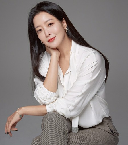 女優キム・ヒソン、ソウルアサン病院に1億ウォン（約1千万円