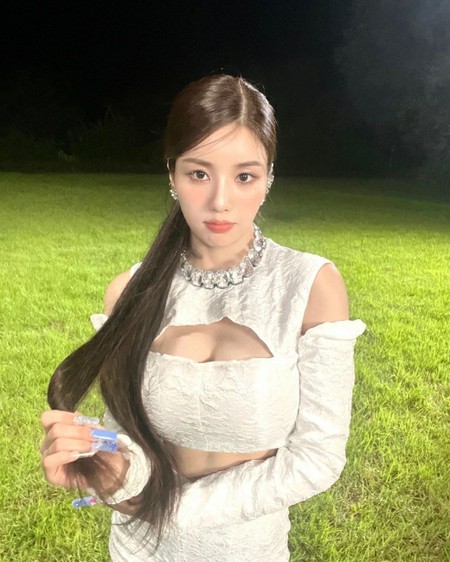 IZ*ONE クォン・ウンビ 好きと言わせたい ランダムフォトカード