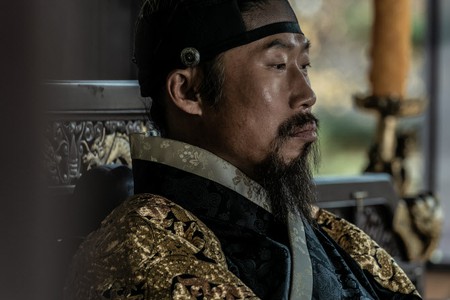 ユ・ヘジン、初の王様役…映画「フクロウ」、自分だけの仁祖を