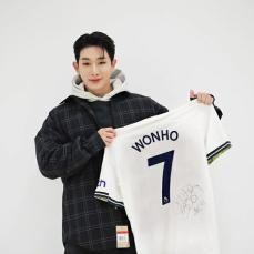 ウォノ（元MONSTA X）、サッカー韓国代表ソン・フンミンの所属チームとコラボ