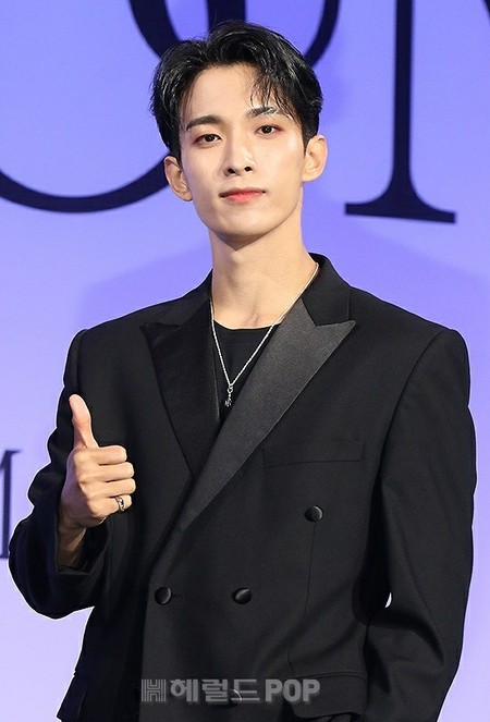 SEVENTEEN」DK（ドギョム）、ファンに感謝「日本の道でファンに
