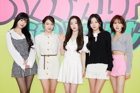 「Red Velvet」、ニューミニアルバムが各種チャート1位獲得！