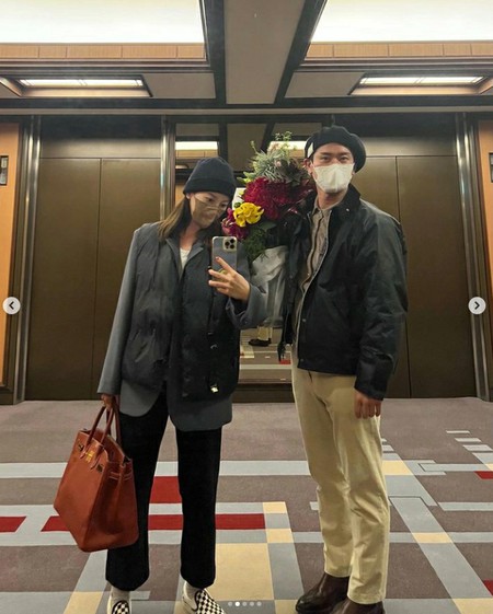 アユミ（伊藤ゆみ）、“俳優コ・ス似”の夫と日本旅行！写真投稿が話題